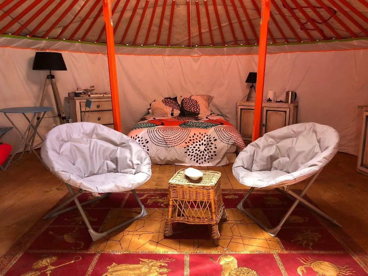 Yourte Mongole Mont-Roc
